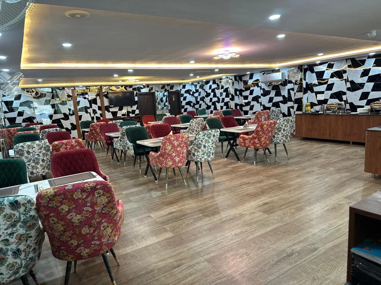 Pure vegetarian restaurant at The Castle View